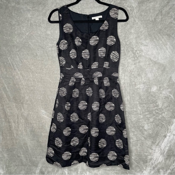 Banana Republic Dresses & Skirts - Banana Republic Black White Polka Dot Sleeveless Dress with Pockets Size 0